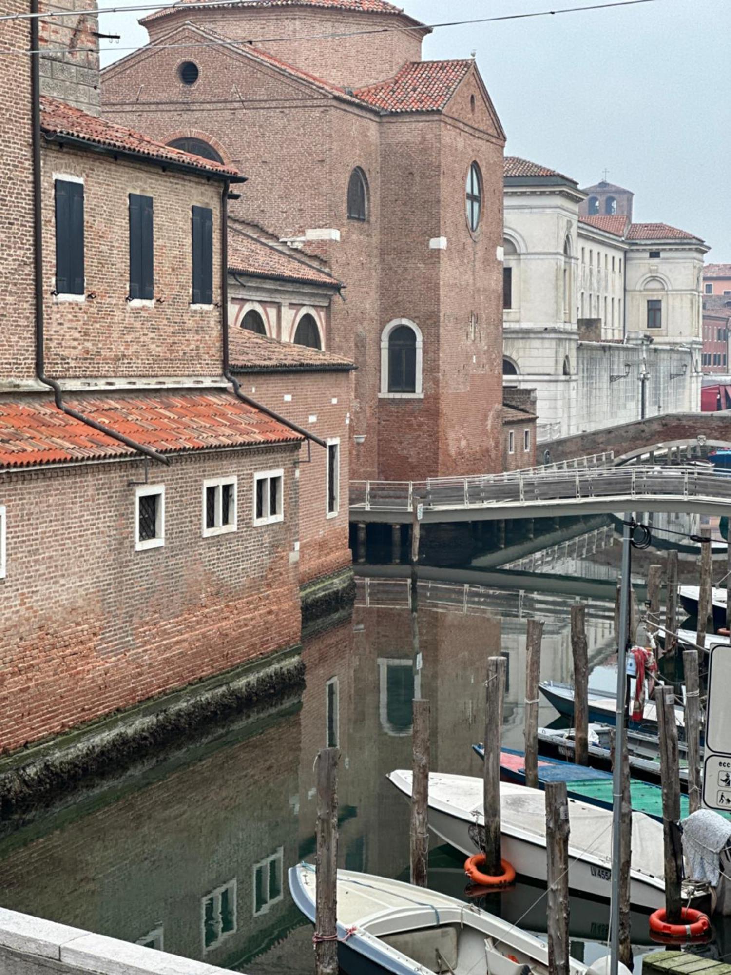 Sora Al Ponte Leilighet Chioggia Eksteriør bilde